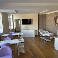 Beauty salon